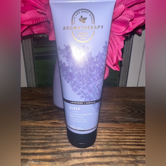 Bath & Body Works Lavender Vanilla Aromatherapy Body Cream - Picture 2 of 5
